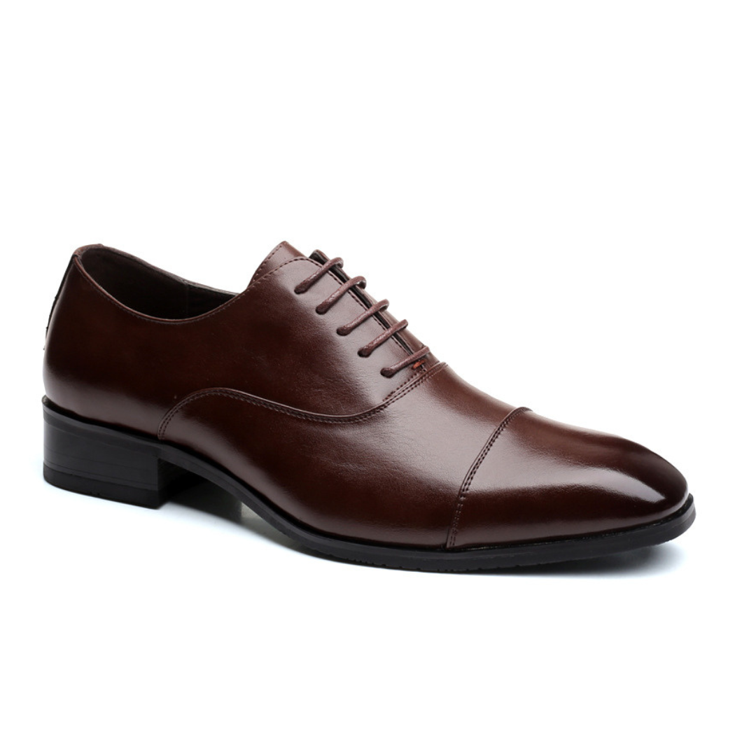 Regale | Scarpe classiche in pelle.