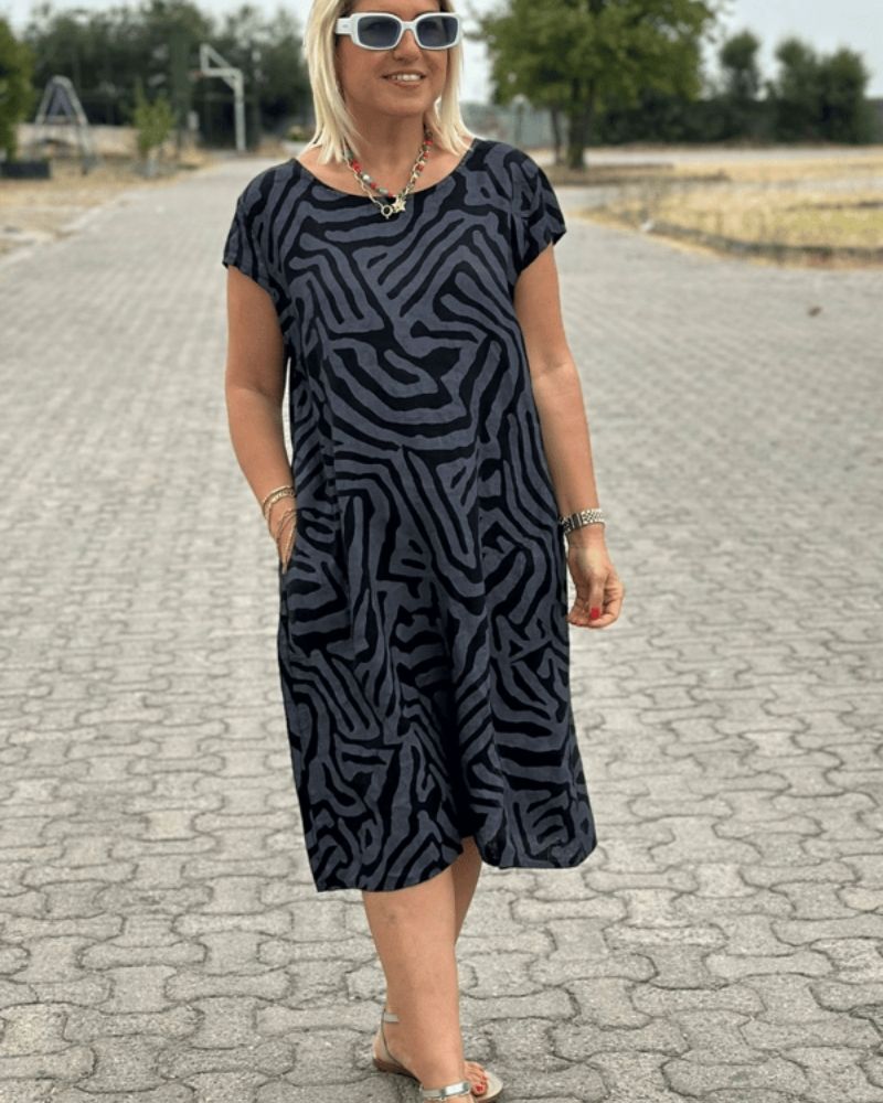Amelia | Abito Estivo con Scollo Rotondo e Stampa Delicata