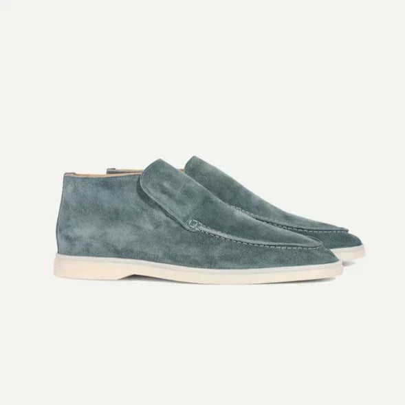 Regale | Scarpe in suede.