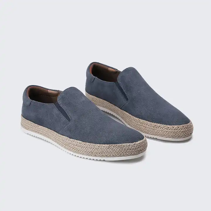Regale | Scarpe da città in suede.