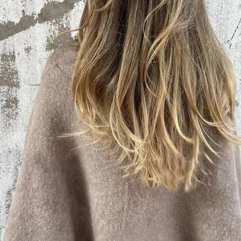 Ilse | Giacca corta con eleganti maniche svasate